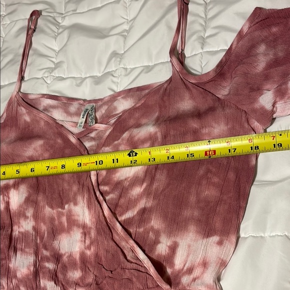 Mudd Pink Tie-Dye Romper -size M - Picture 6 of 12